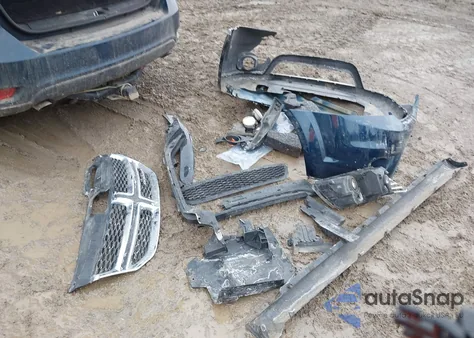 2015 Dodge Journey Sxt z USA, uszkodzony, nr VIN 3C4PDDBG4FT684910